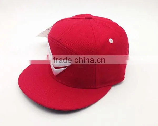 New Fashion Cheap High Quality 2016 New Style 5 Panel Cap Snapback