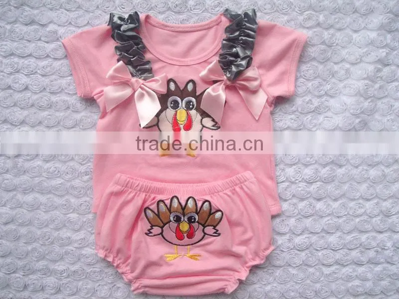 lovely pop halloween pumpkin ruffled diaper cover