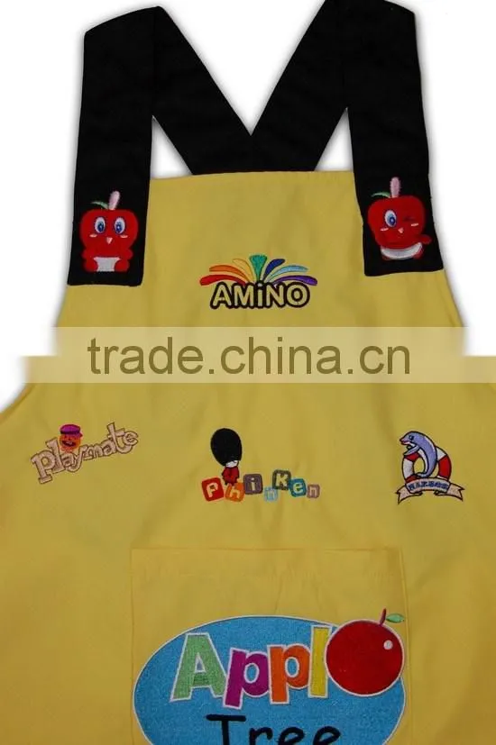2015 design wholesale promotional solid color disposable personalized aprons