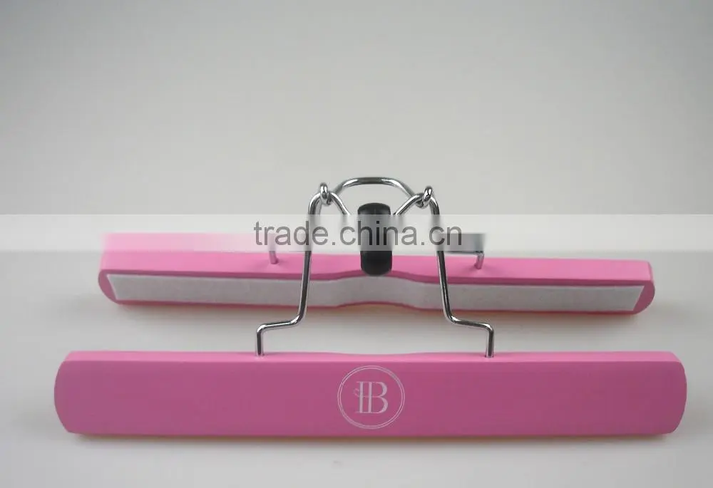 White wooden wig hanger customized hairpiece hanger and bag