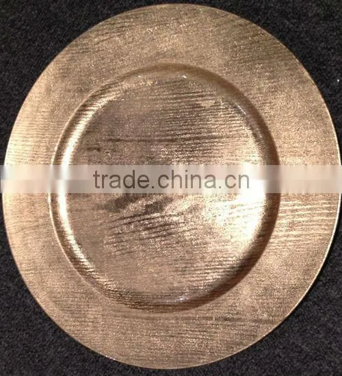 charger plate with fake wood