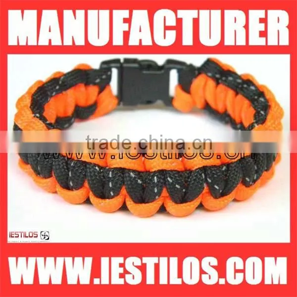 wholesale different types of 550 paracord bracelets