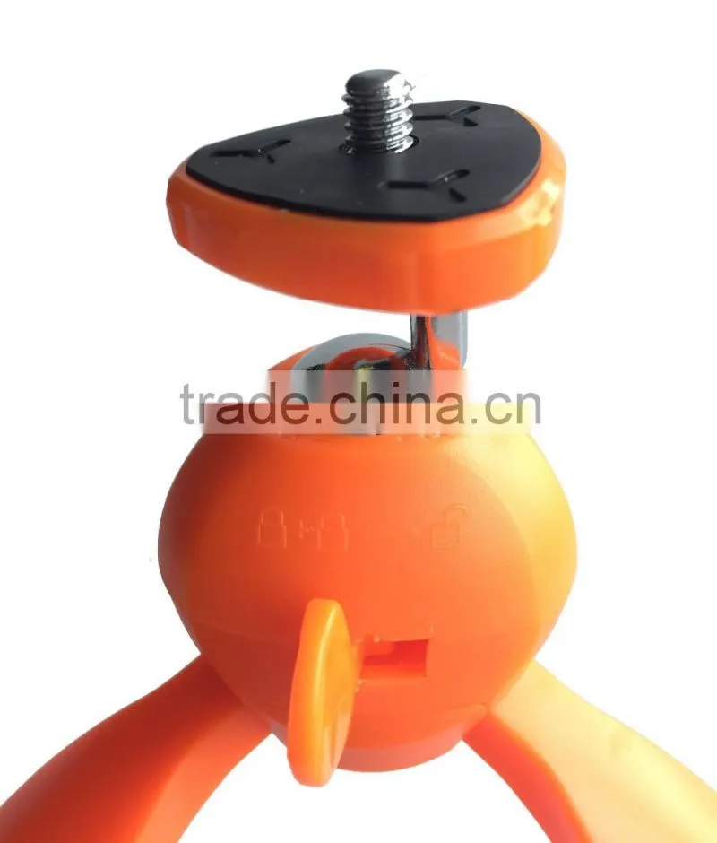 Flexible High Quality Plastic Video Mini Tripod With Video Camera