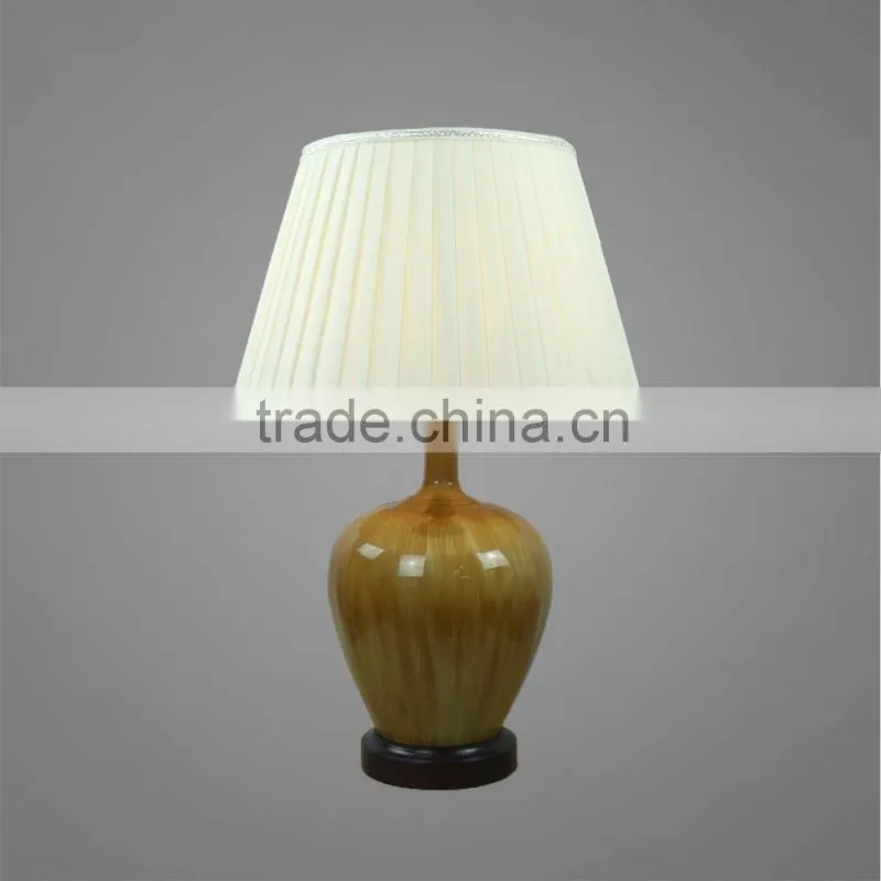 Black Powder Coating Metal Base And Ceramic Body With Fabric Lampshade Study table lamp Bedside Table Lamp