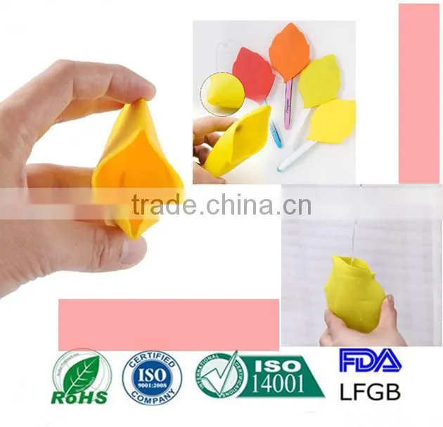 Fashion leaf shape silicone tooth cup&silicone tumbler
