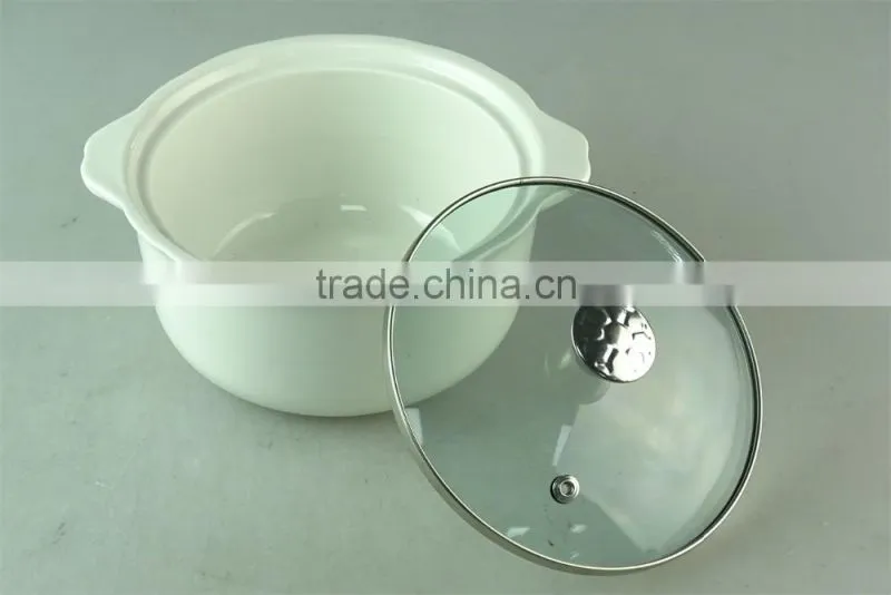Cream ceramic soup tureen with glass cover/lid in stocklot for home use