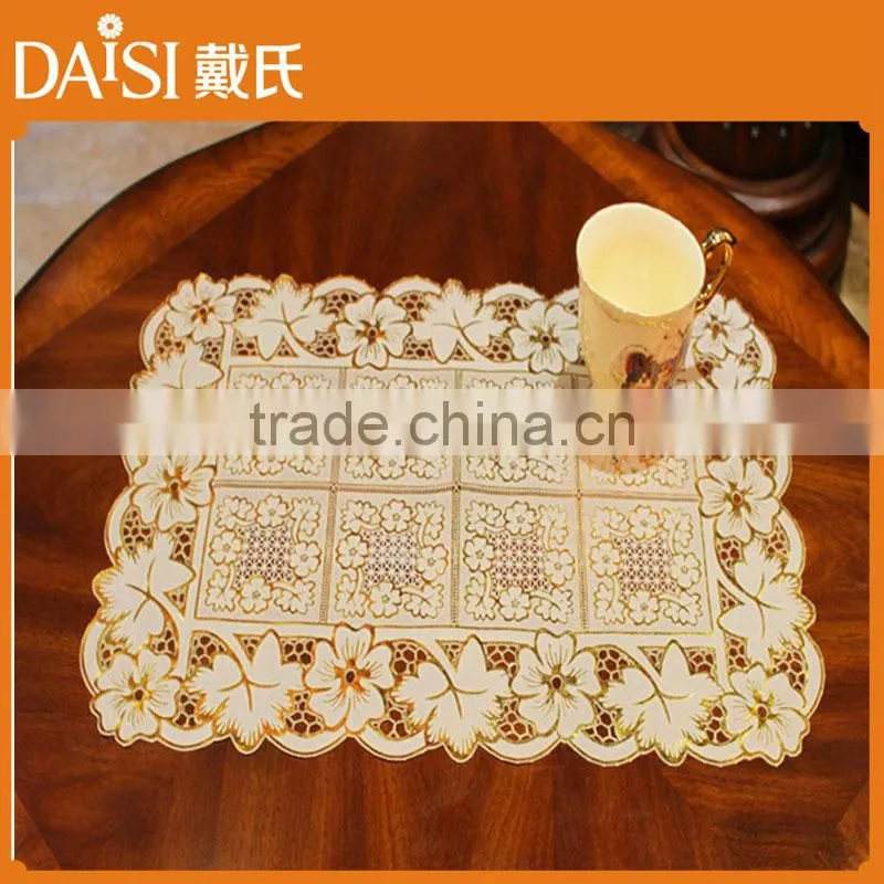50cm*20m High quality colorful and beautiful printing PVC Lace table cloth