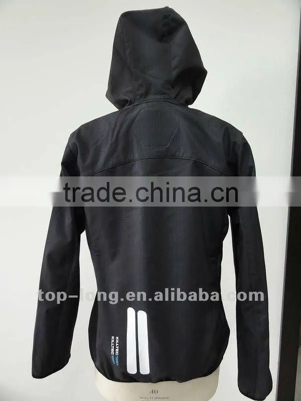 Woman Softshell jacket outdoor clothing with hood