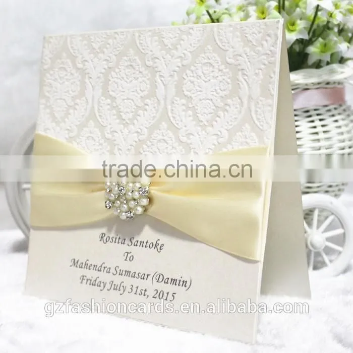Luxury Jeweled Customized Flocking Fabric Wedding Invitation Card