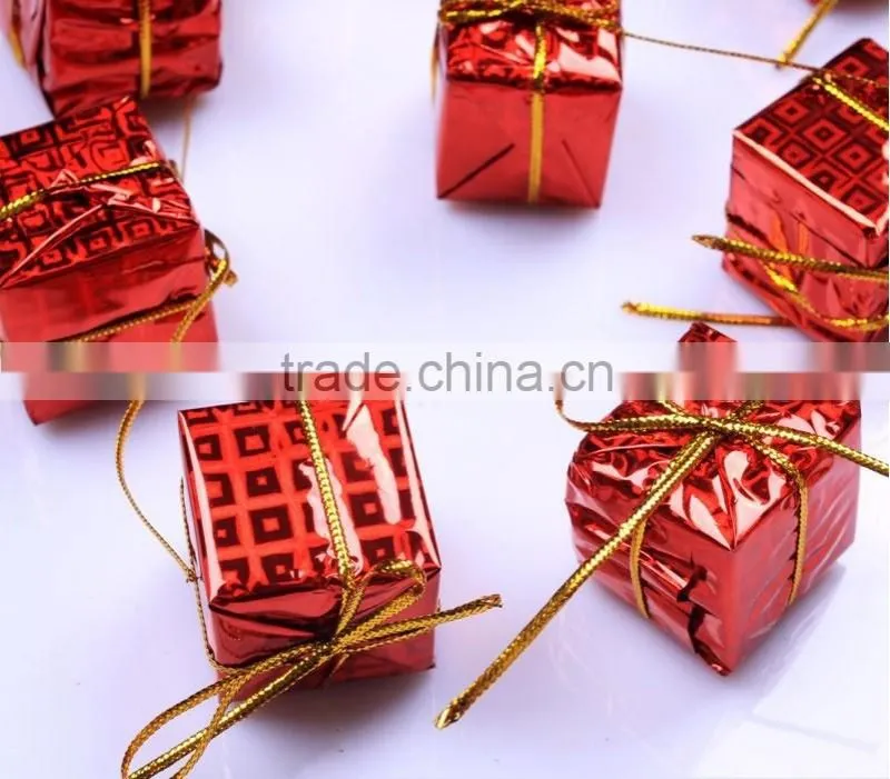 12PCS per Pack Gift Box Merry Christmas Tree Ornaments 3cm color laser small gift bags