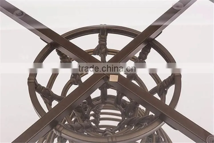 Brown Color Garden Wicker Dining Table And Chairs Rattan Coffee Glass Round Table And Chair