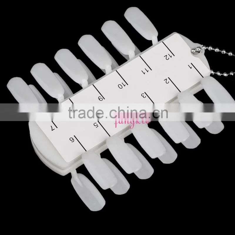 nail gel color display 24tips with a metal chain