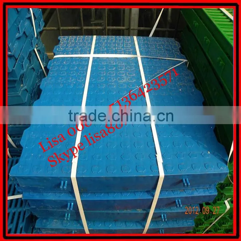 545*600mm animal plastic flooring