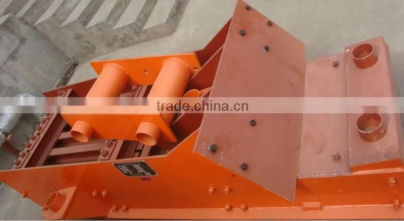 ZHONGDE Vibrating Feeder used in mining high capacity crusher line