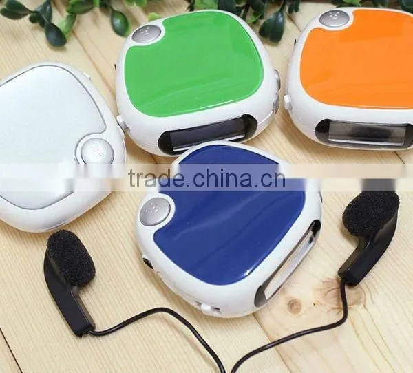 Multifunctional Digital FM Radio Pedometer Step Counter Pedometer with Earphone