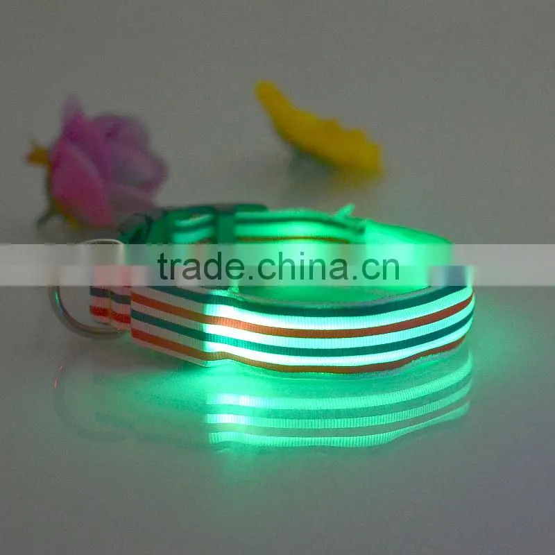 Factory Wholesale Fashion Stripe Pattern Retracable LED Dog Collar And Leash