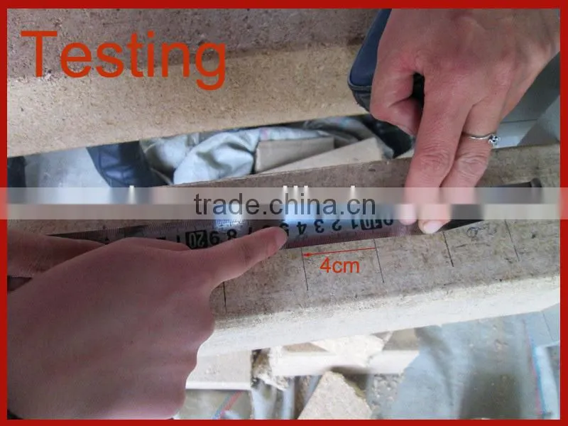 Compact structure wood sawdust block extruding machine