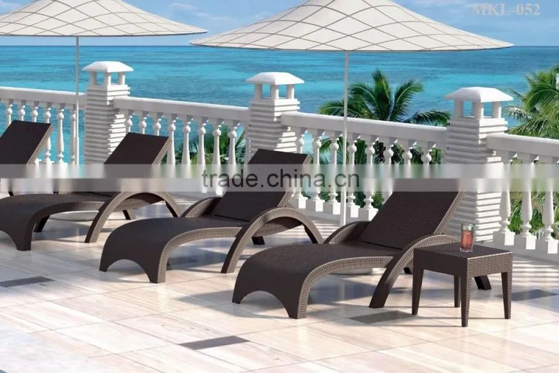 Wicker Sunbed Rattan Furniture- Synthetic rattan Sun Lounger
