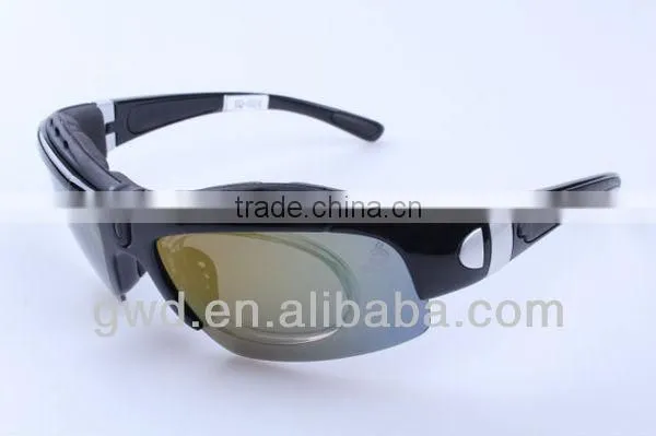 New Fashion UV400 Polarized Lens sports glasses