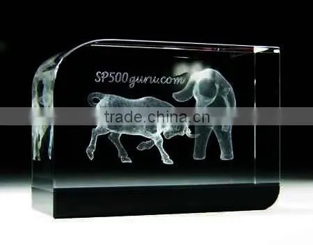 2016 Graceful design 3d engraved crystal paperweight