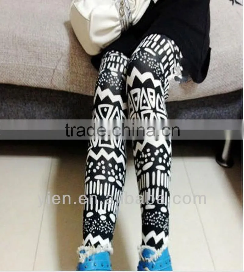 Winter Cashmere Leggings , New Designer Women Flower Printed Leggings
