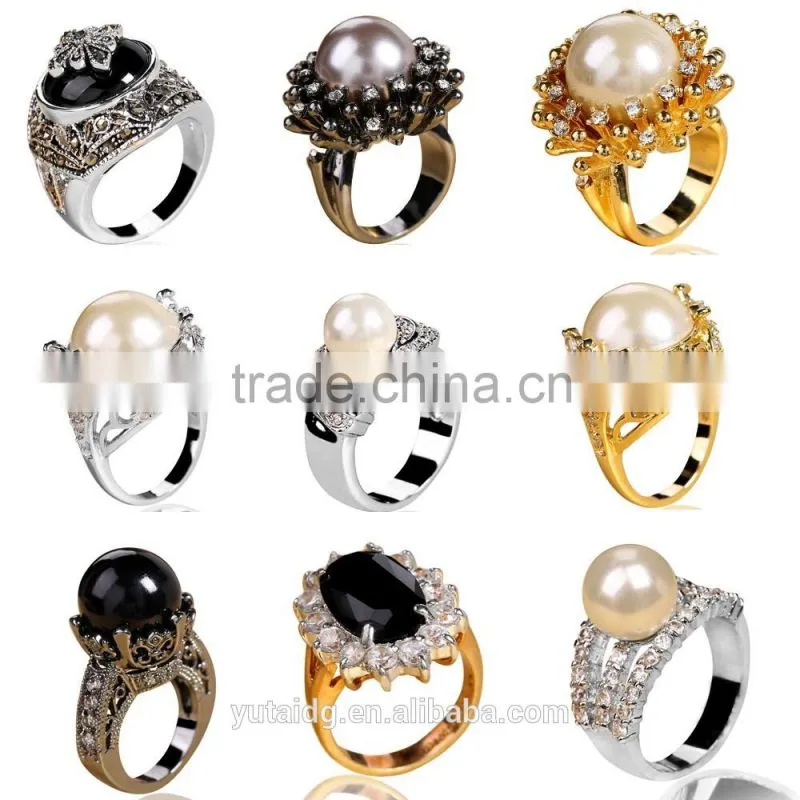 Jingli Jewelry Heart Shaped Silver Ring With Ruby (YJ-809)
