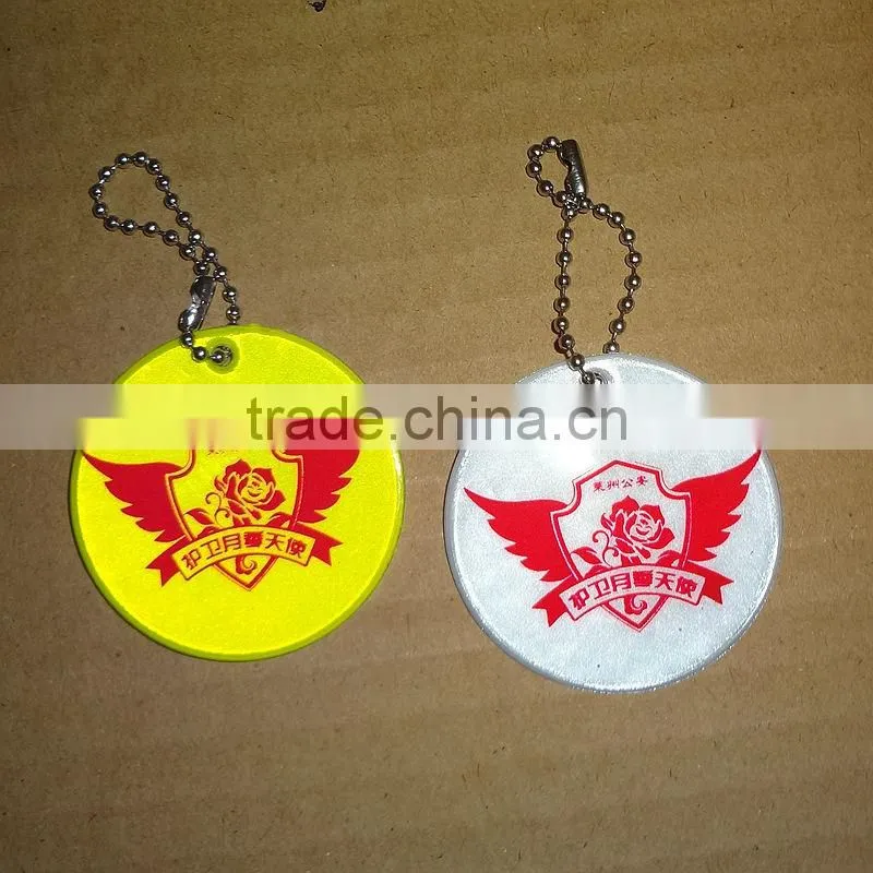 reflective custom promotional cheap pvc keychain