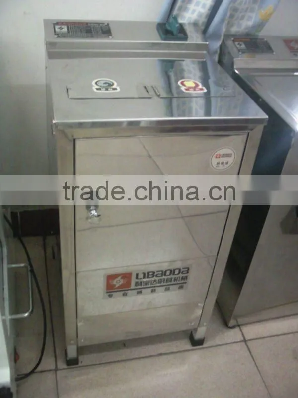 Stainless steel Melon and fruit slicer and sliter