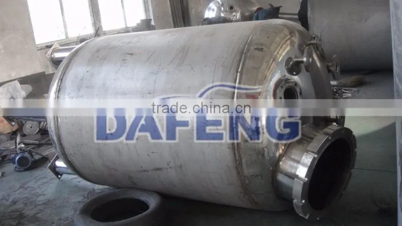 heat resistant water storage tank