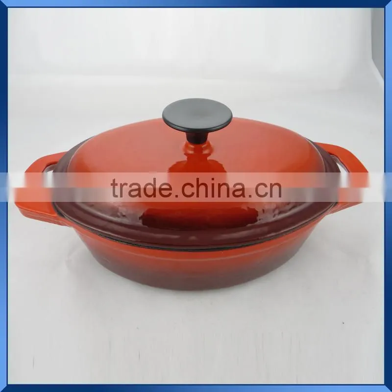 Oval enamel coated cast iron cocotte