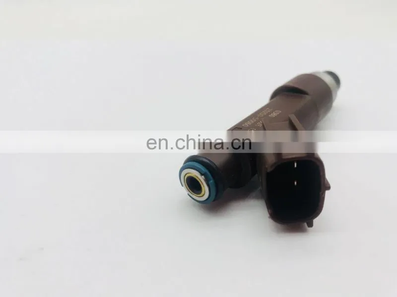 High Quality Fuel Injector Nozzle OEM 23250-50060 for Toyo-ta