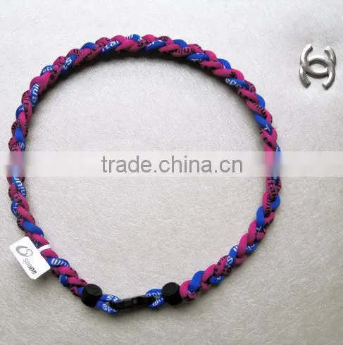 GT sports tornado necklace