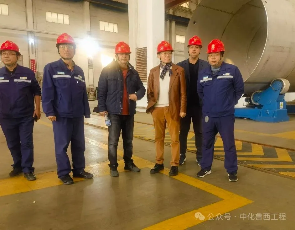 Foreign Customer Visiting Factory
