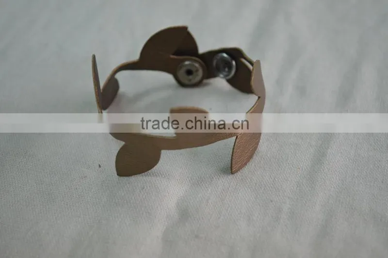 Wholesale Leaf Branch Leather Bracelet