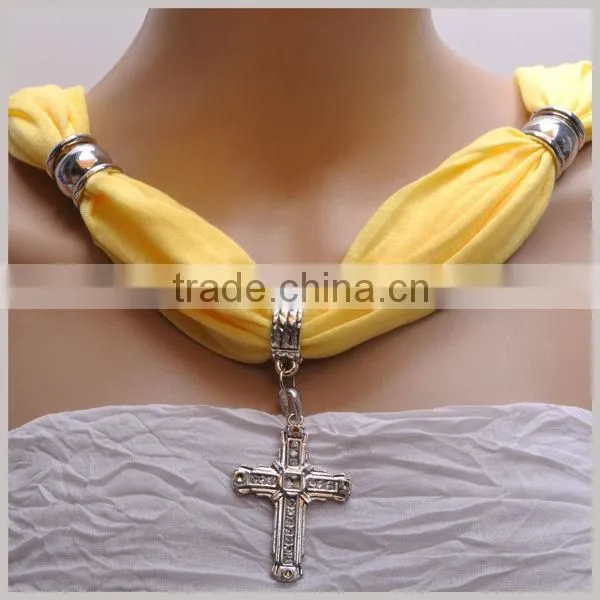 Spring fashion Skull Penant scarf with antique cross necklace