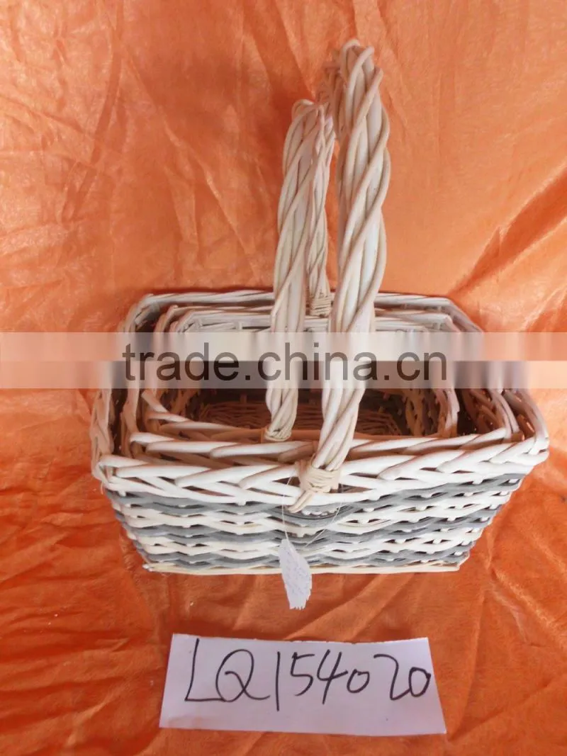 Cheap Handmade Wire Storage Basket With Cloth Linner