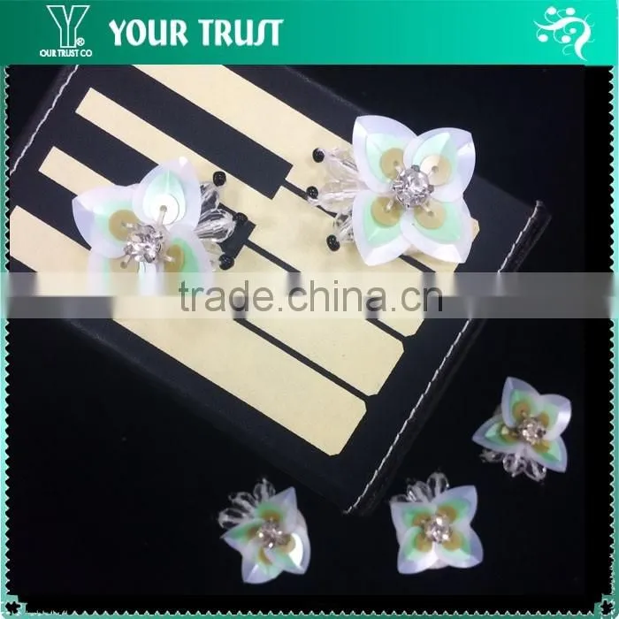 Handmade White Pearl Shell Sequin Decorative For Dresses Gift Crafts