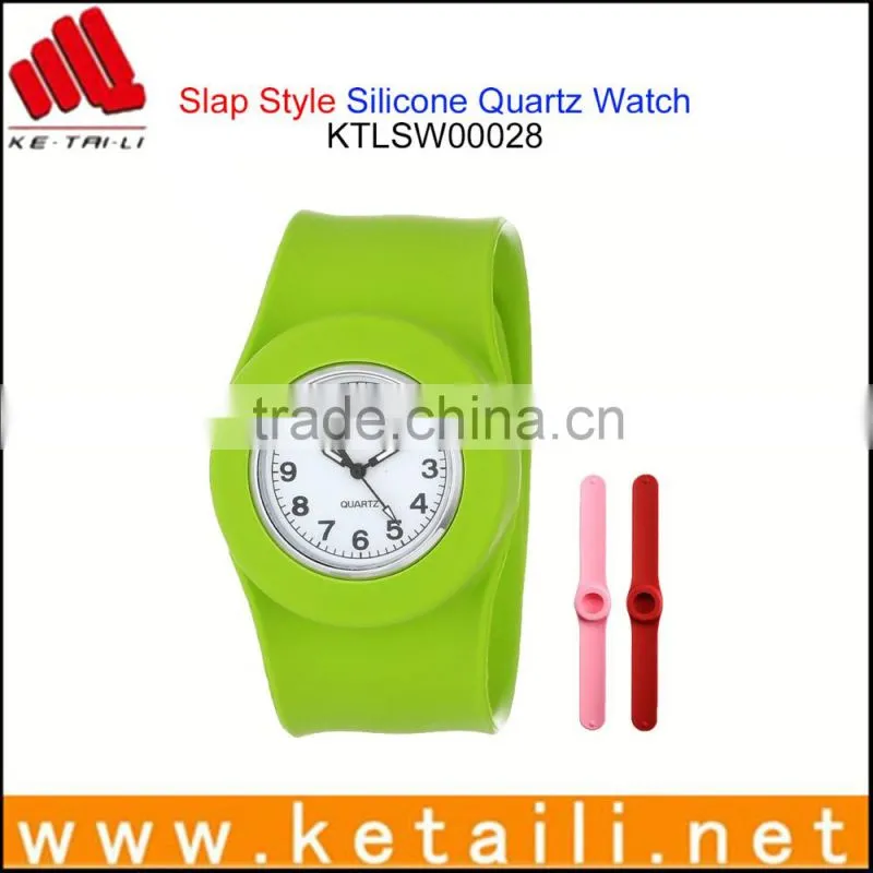 Cheap promotional gifts silicone rubber wristband watch, silicone sports watch