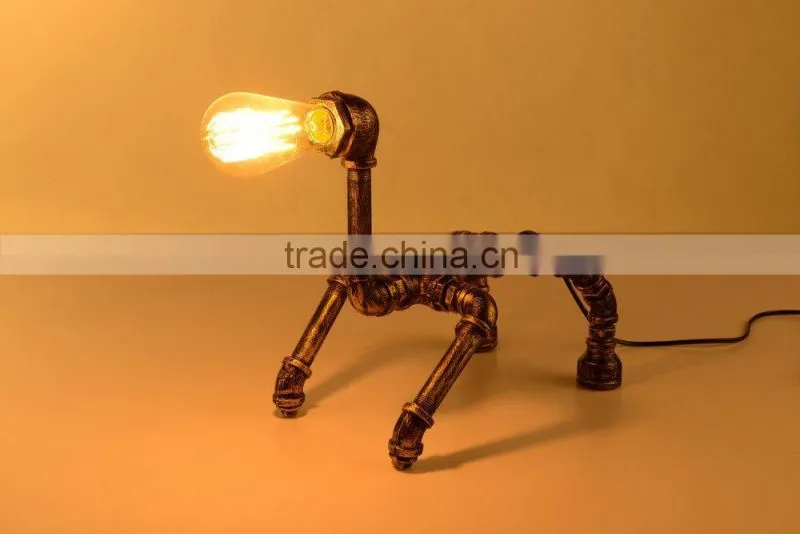 Manufacturer's Premium Wire Pipe Table Lamp Industrial Rusty Dog Desk Lamp Water Pipe Metal Decoration Table Light