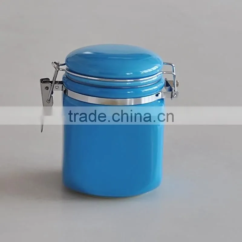 Cannister with Rack