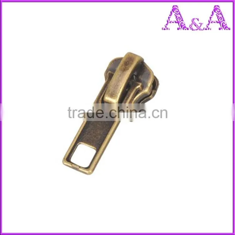 #5 plastic nickel black slider A/L