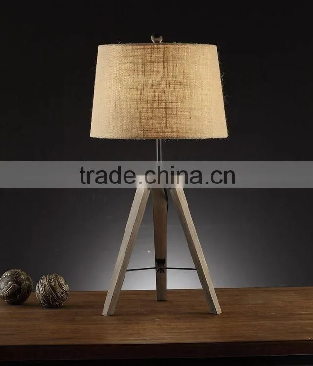 Tripod Accent Table Lamp With Linen shade