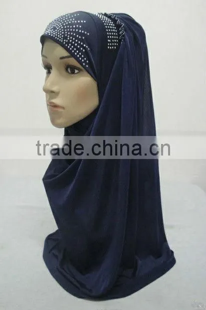 H182 latest soft silk muslim hijab with rhinestones