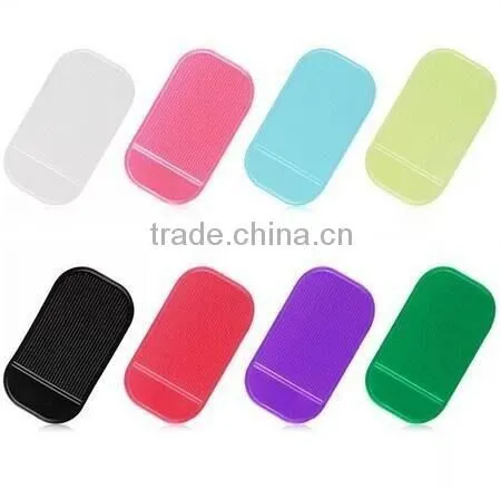 Customized promotion pu gel magic mobile phone sticky anti slip mat
