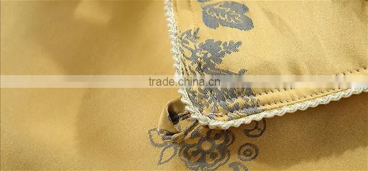 100% silk quilt with jacquard yellow flower