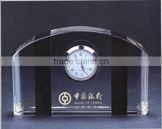2016 Wholesale crystal clock with personal logo