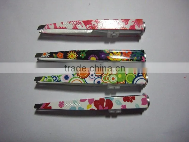 Manufacture LED Light Slant Tip Eyebrow Tweezer