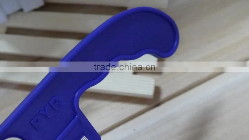 free samples blue lice comb