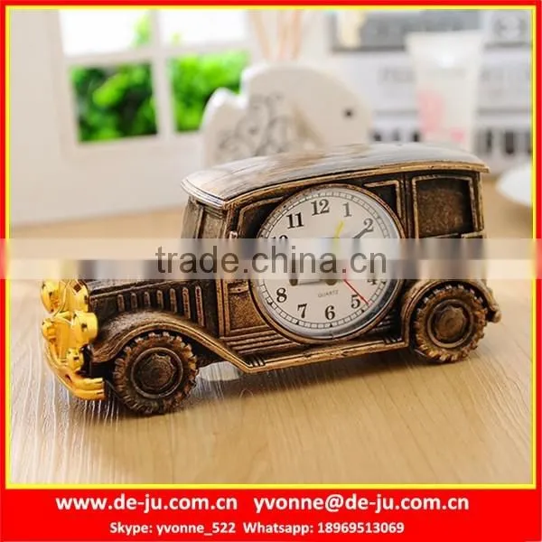 Plastic Golden Nostalgic Car Clock