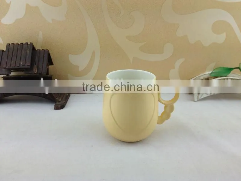 heart shaped embossed color glazed ceramic gift mug cup
